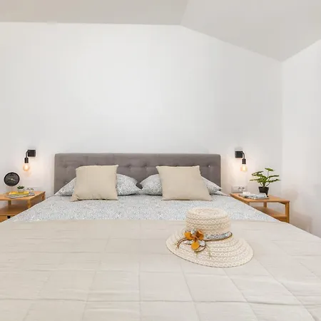 شقة Letizia فاجانا